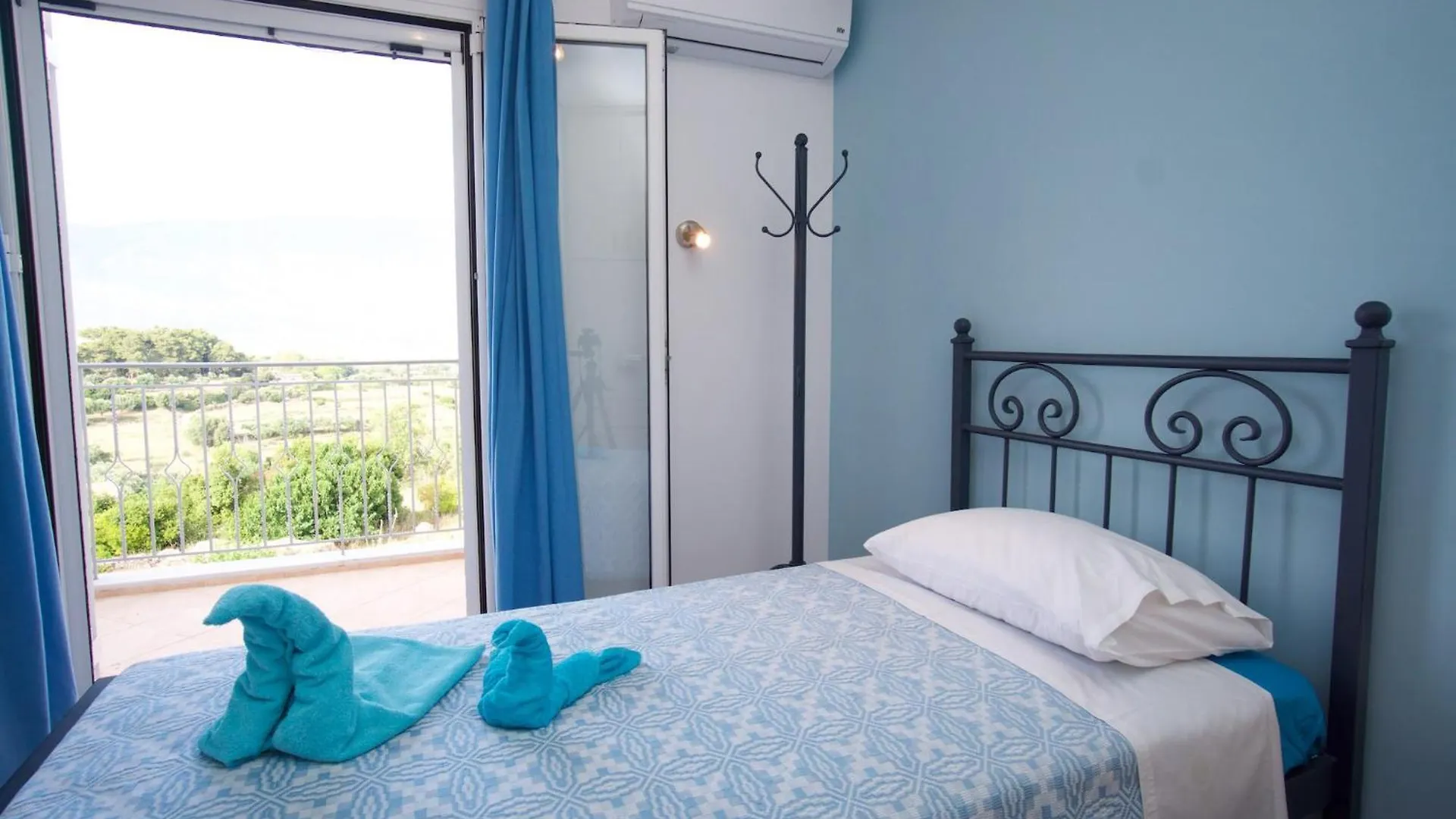 Kazarma Luxury Apartment At Klismata Village 8 Guests 斯巴达 度假居